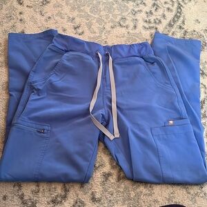 High waisted yola skinny Figs scrubs in Ceil blue!